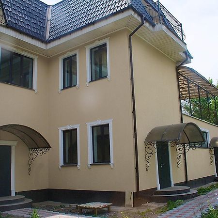 Little Shangri-La Алма Ата Екстериор снимка