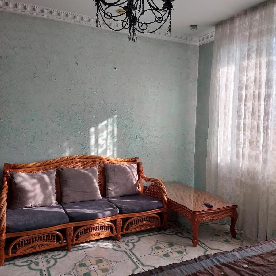 Little Shangri-La Алма Ата Екстериор снимка