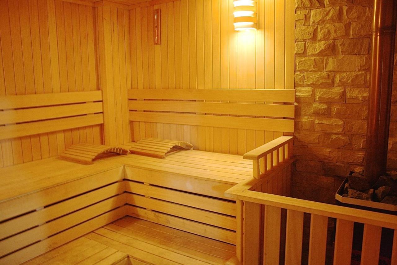 Little Shangri-La Алма Ата Екстериор снимка