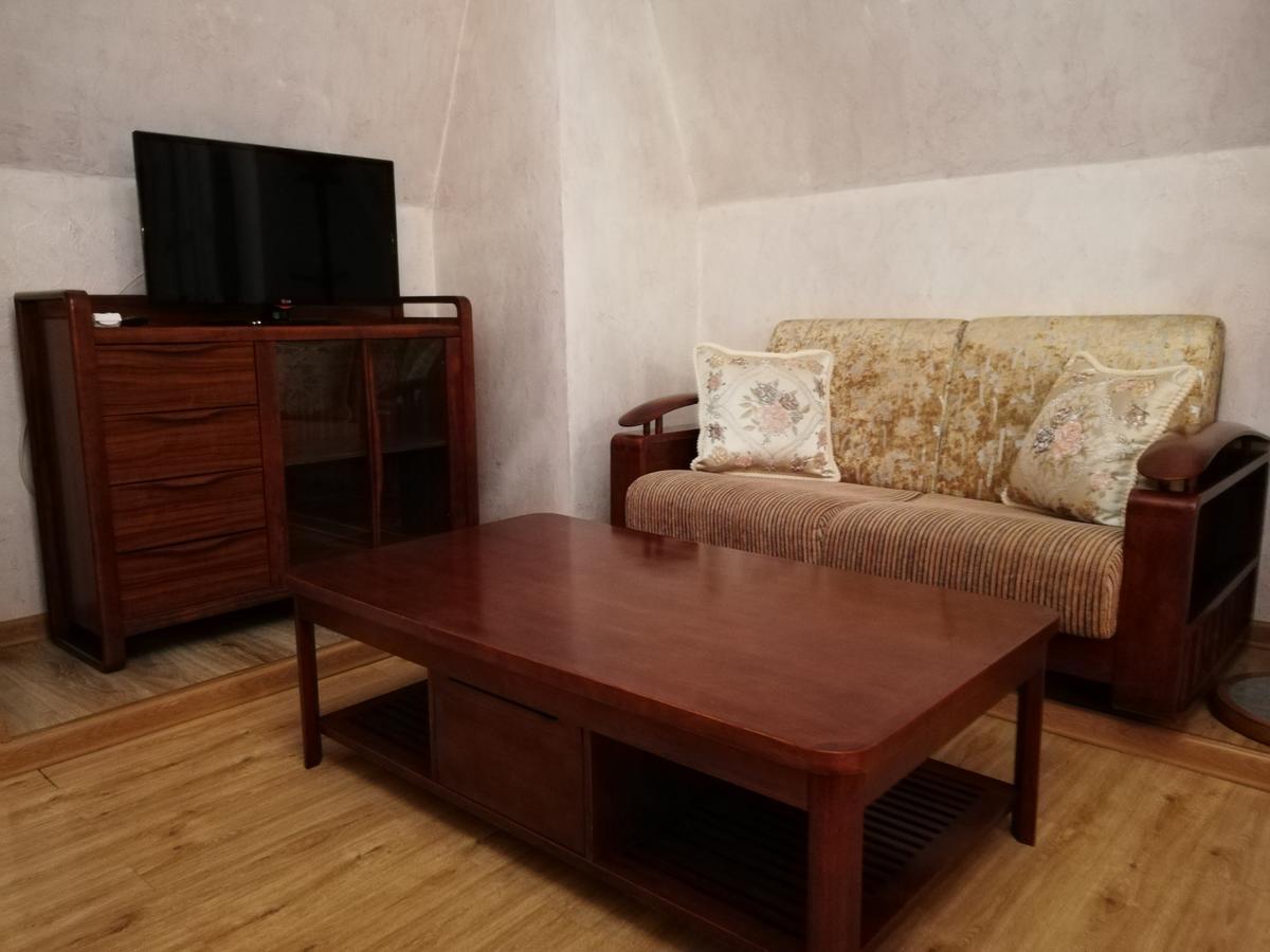 Little Shangri-La Алма Ата Екстериор снимка